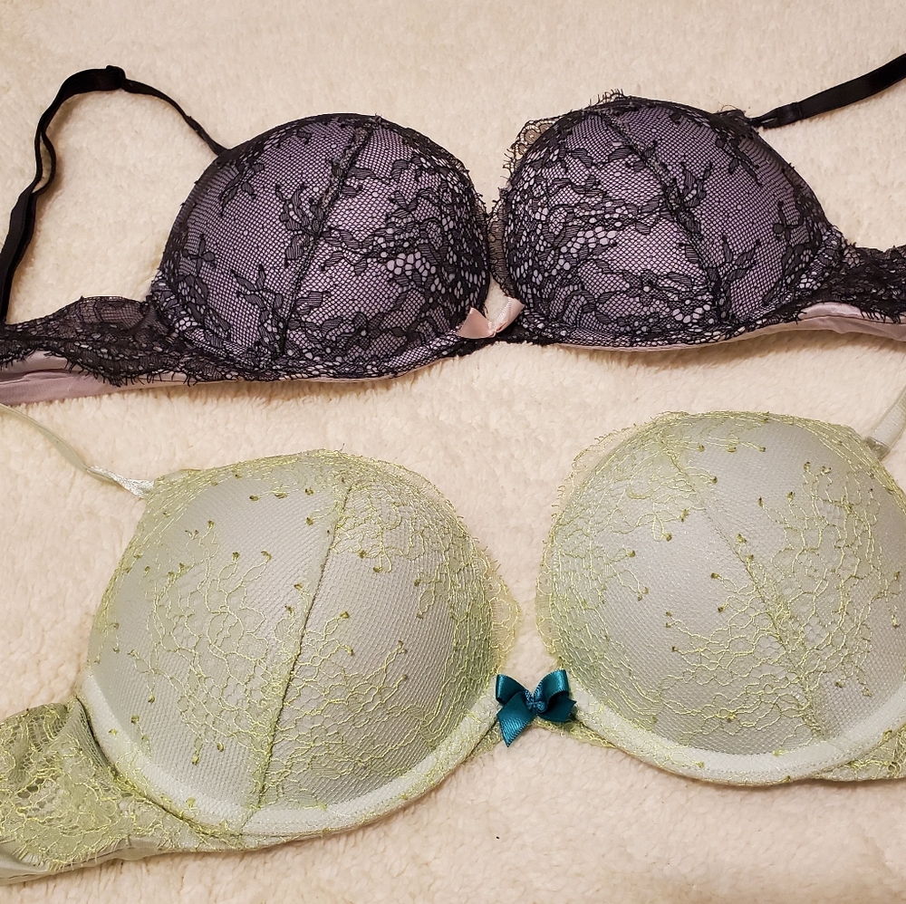 2 Victoria's Secret Pushup Bombshell Bras